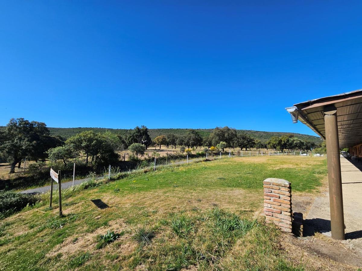 Hotel Rural Portilla De Monfraguee Toril  Екстериор снимка